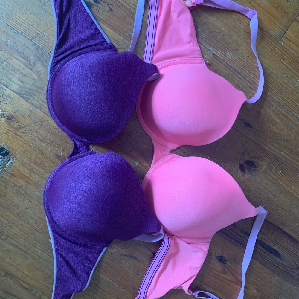 2 VS Bras uplift demi